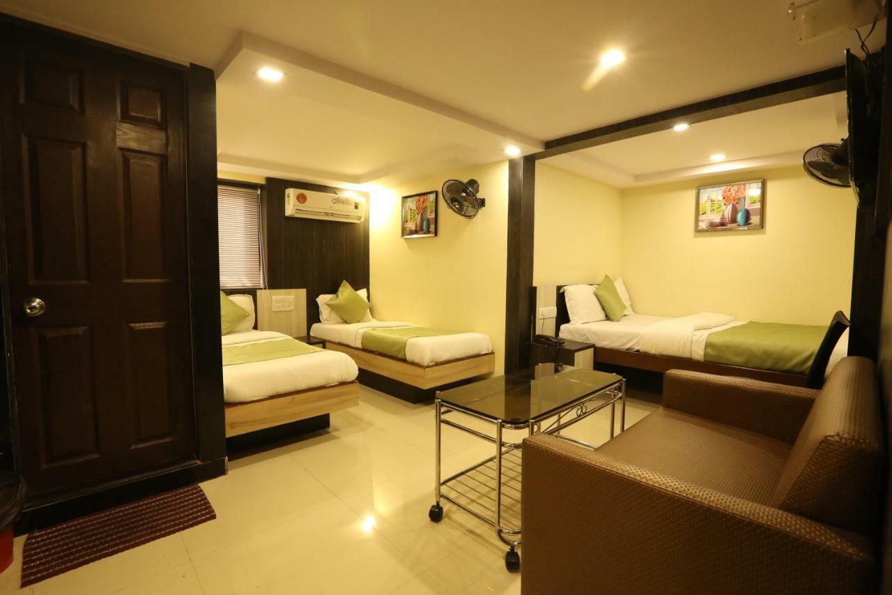 Hotel Happyland Mumbai  Buitenkant foto