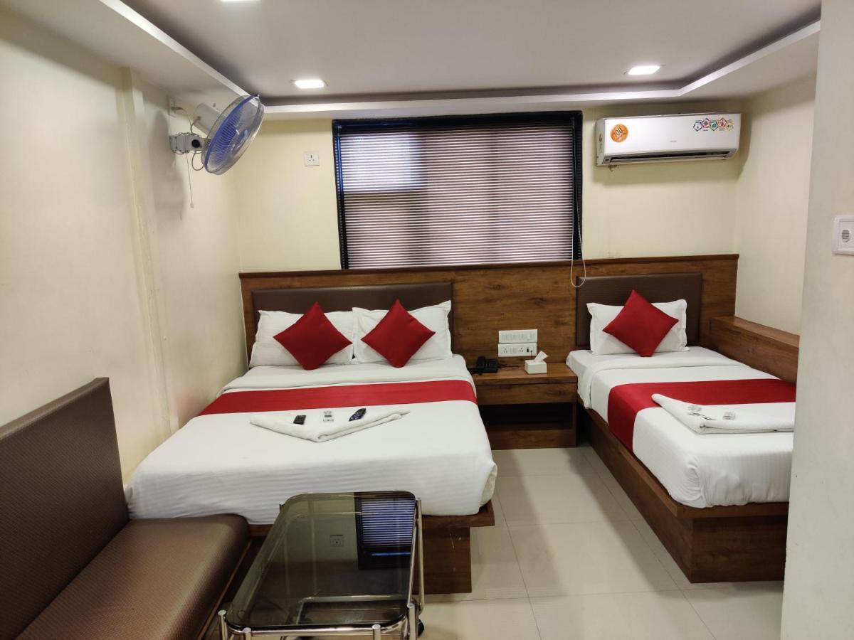 Hotel Happyland Mumbai  Buitenkant foto