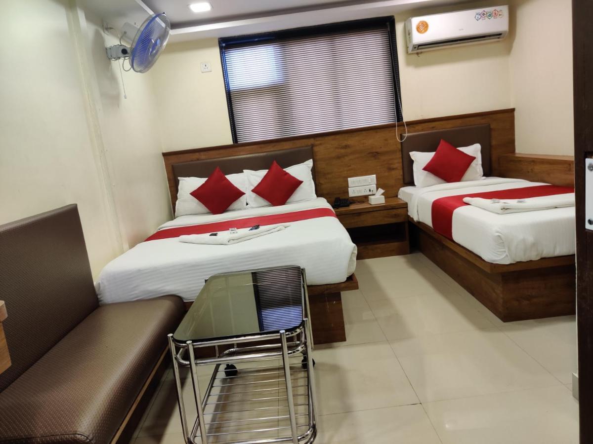 Hotel Happyland Mumbai  Buitenkant foto