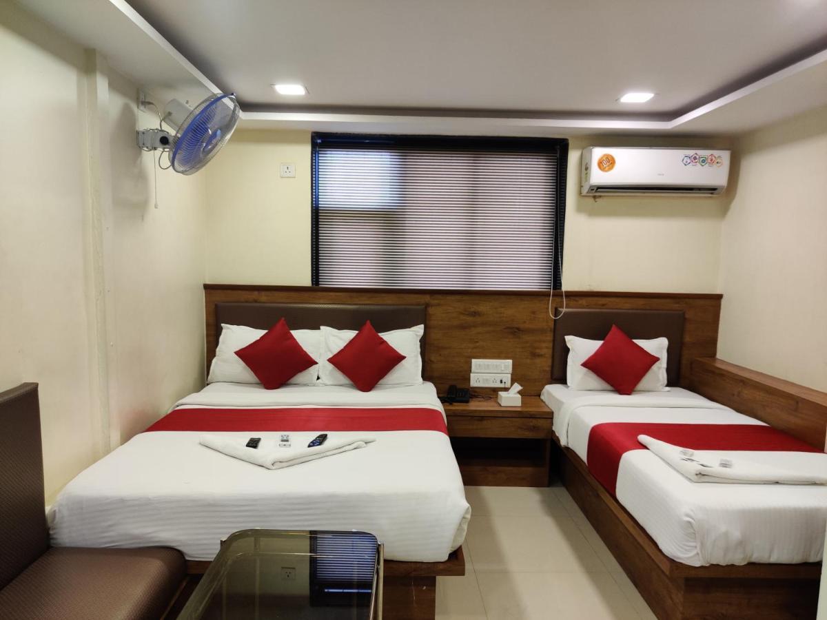 Hotel Happyland Mumbai  Buitenkant foto