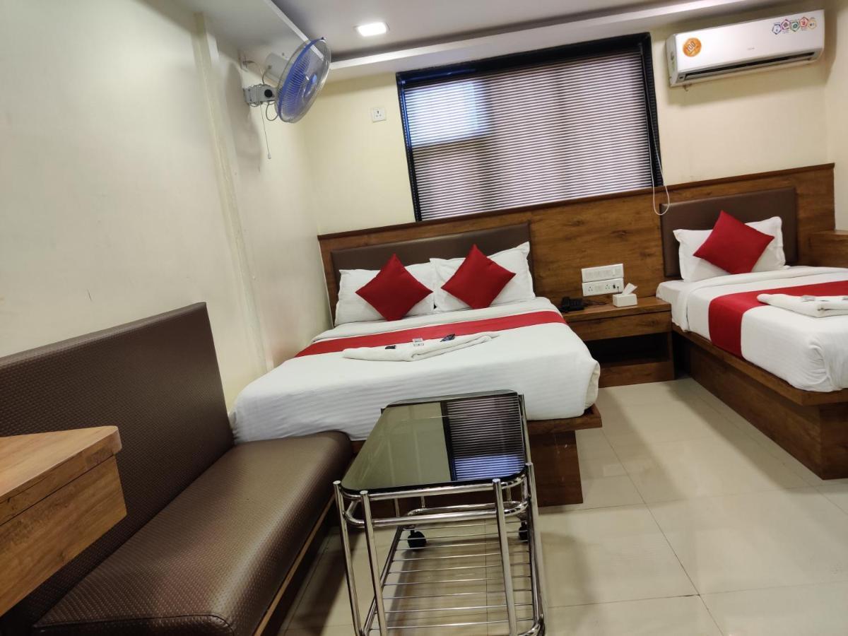 Hotel Happyland Mumbai  Buitenkant foto